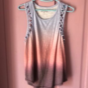 MUDD size M tank. Beautiful multi colors of pink/blue. New without tags.